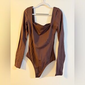 Aritzia babaton brown bodysuit